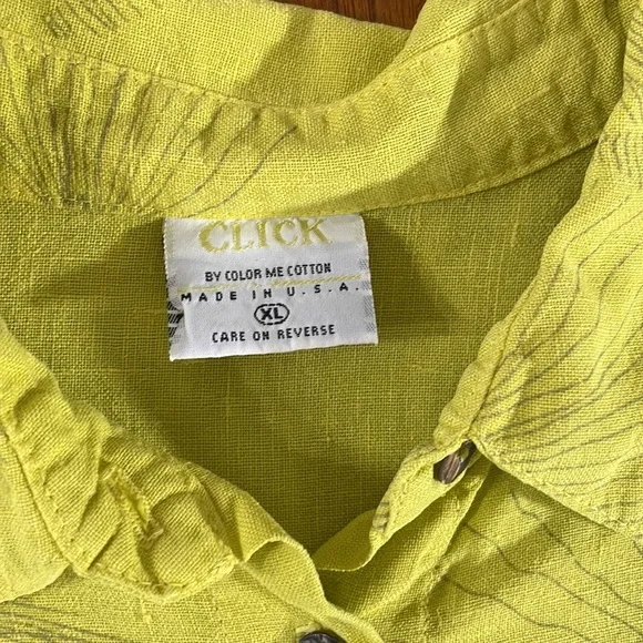 Click by Color Me Cotton lime green linen top with floating jelly fish motif - Picture 4 of 7